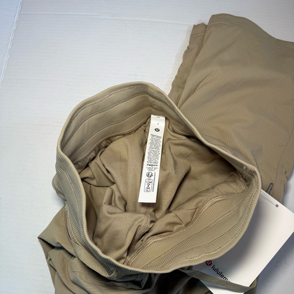 Lululemon Dance Studio MR Lined Pants 31" NWT Sheer Oak - Picture 4 of 5